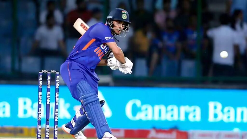 6,6,6,6,6,6,6,4,4, .... 21 ચોગ્ગા 14 છગ