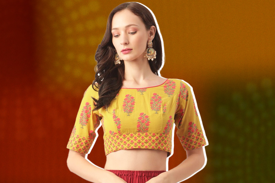 ગોળાકાર ડિઝાઇન બ્લાઉઝ