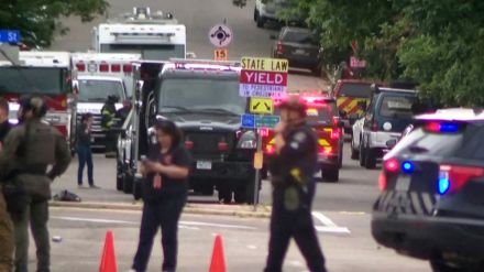 યુએસએ કોલોરાડો યહૂદી કમ્યુનિટિ ઇવેન્ટ મોલોટોવ કોકટેલ એટેક ઘણા ઘાયલ શંકાસ્પદ ધરપકડ કરાઈ - મોલોટોવ કોકટેલ મોલોટોવ કોકટેલમાંથી કોલોરાડો, યુએસએમાં, આગમાં ...