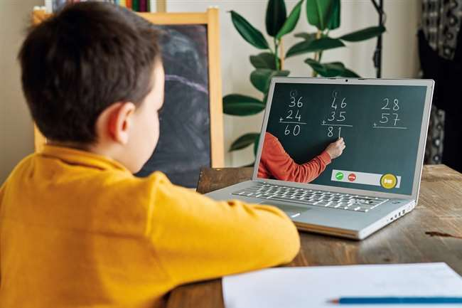 Education નલાઇન શિક્ષણની ખરાબ અસરો આગળ આવી રહી છે | Education નલાઇન શિક્ષણની ખરાબ અસરો બહાર આવી રહી છે