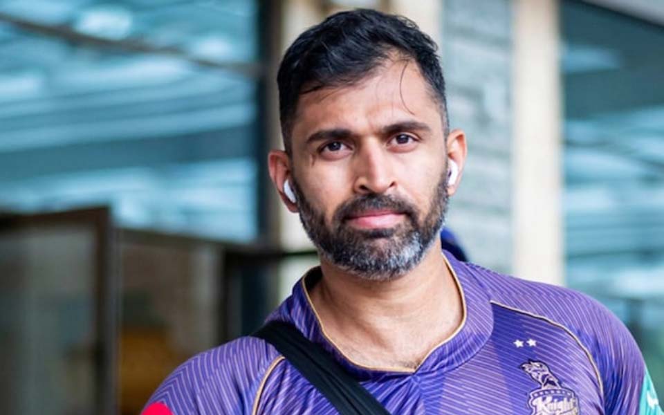 શાહરૂખ ખાને IPL 2026 માટે KKRના નવા મુખ્ય કોચની જાહેરાત કરી, ગંભીરના દુશ્મન 5ને સોંપવામાં આવી જવાબદારી અહેવાલો: KKR અભિષેક નાયરને મુખ્ય કોચ તરીકે નિયુક્ત કરવા તૈયાર છે