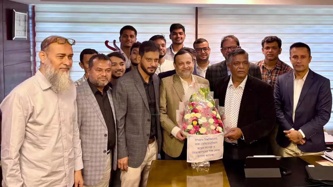 ફિક્સિંગમાં સંડોવાયેલા બાંગ્લાદેશના 8 ક્રિકેટરો, બોર્ડ પર પ્રતિબંધ, 5ને BPLની હરાજીમાંથી પણ બાકાત ફિક્સિંગમાં સંડોવાયેલા બાંગ્લાદેશના 8 ક્રિકેટર, બોર્ડ પર પ્રતિબંધ, BPLની હરાજીમાંથી પણ બાકાત
