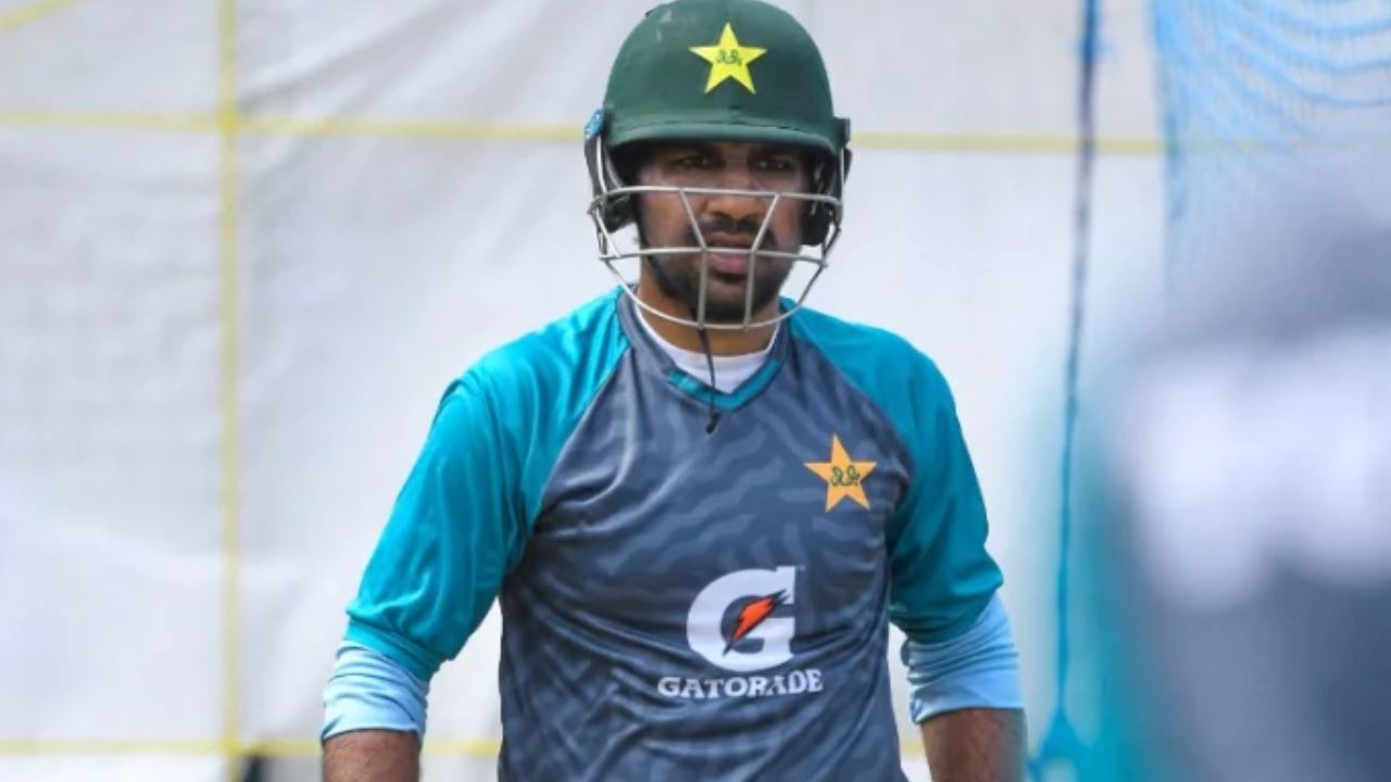 સરફરાઝ અહેમદ પાકિસ્તાન અંડર-19 ટીમનો મેનેજર અને મેન્ટર બન્યો, કેપ્ટન તરીકે ચેમ્પિયન્સ ટ્રોફીનો ખિતાબ જીત્યો.