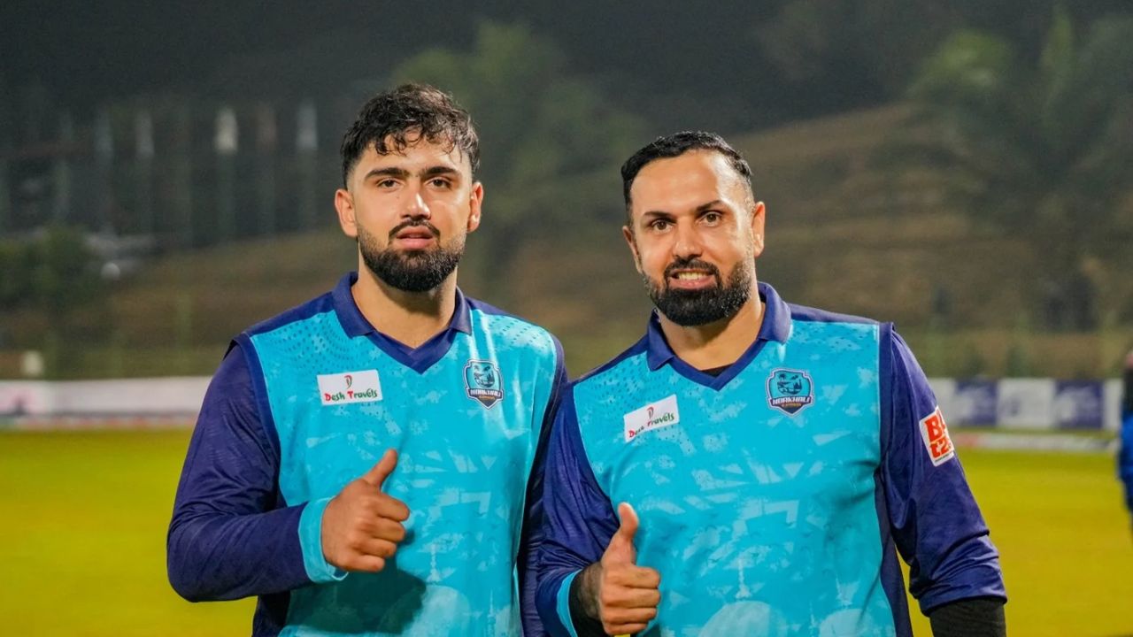 મોહમ્મદ નબીના પુત્રએ રચ્યો ઇતિહાસ, BPL 33માં ફટકારી ઐતિહાસિક સદી મોહમ્મદ નબીના પુત્રએ રચ્યો ઇતિહાસ, BPLમાં ફટકારી ઐતિહાસિક સદી