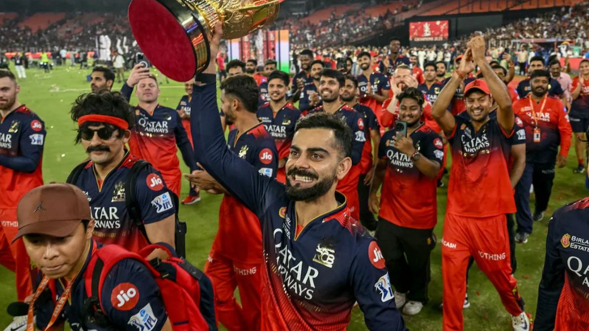 પાછલી સિઝનની જેમ, રજત પાટીદાર IPL 2026 માં RCBના કેપ્ટન તરીકે જોવા મળશે, જ્યારે જીતેશ શર્મા ઉપ-કેપ્ટન તરીકે કાર્યભાર સંભાળશે.