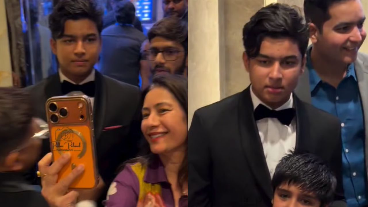 પ્રશંસકો વચ્ચે ફસાયેલા વૈભવ સૂર્યવંશી, રડવા લાગ્યા, કહ્યું 'મને ઘરે જવા દો...' 27 ફેન્સ વચ્ચે ફસાયેલા વૈભવ સૂર્યવંશી, રડવા લાગ્યા, કહ્યું મને ઘરે જવા દો...