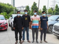 પોલીસ કાર ચોરોને શોધી રહી હતી પરંતુ અજાણતા 10 વર્ષ જૂના હત્યા કેસનો પર્દાફાશ થયો… ડ્રાઈવિંગ લાયસન્સથી લઈને જેલ સુધીની વાર્તા જુઓ વીડિયોમાં.