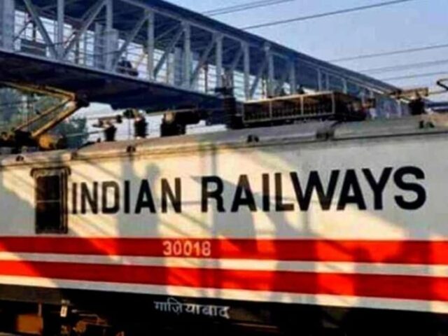 Indian_Railways_Kavach_Technolog.jpg