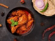 બંગાળી શૈલી ચિકન કરી: મસાલેદાર અને સ્વાદિષ્ટ રેસીપી