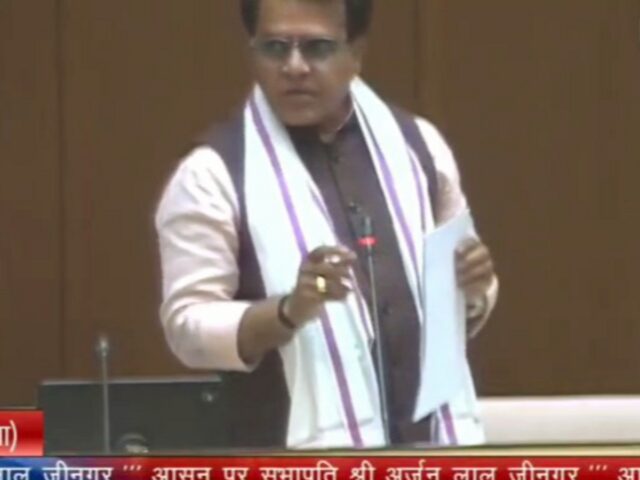 af8de52efcdd0c0e3f4dd24e1474dd4b.jpg