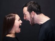 તમે ભાગીદારને હળવાશથી લેવા માટે ભારે પણ થઈ શકો છો, આ 8 ખોટી ટેવ સંબંધમાં અંતર વધારી શકે છે