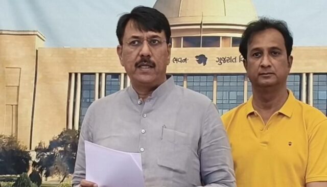 Amit-Chavda.jpg