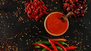 red-green-chilli-powder-11862866.webp.webp