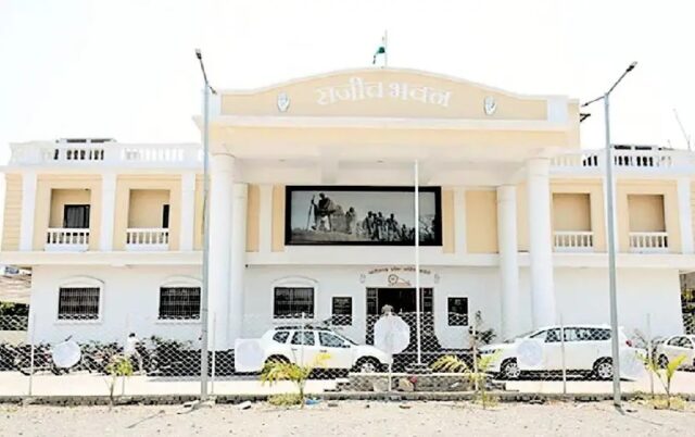 RAJIV-BHAVAN-RAIPUR.jpg