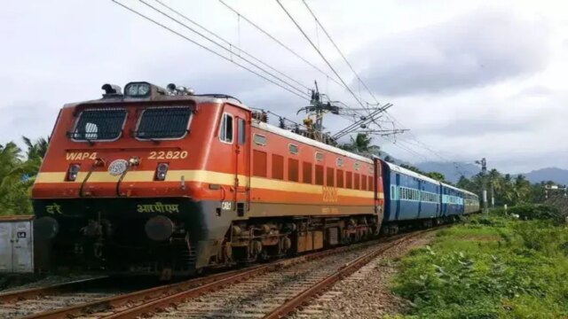 train-1.jpg