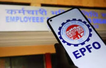 બહુ ઓછા લોકો EPFO ના આ નિયમને જાણે છે, અંડર પ્રોસેસ ક્લેમ પાસ કરાવવાનો સૌથી સરળ રસ્તો.