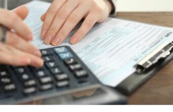 મહિને 1 લાખ રૂપિયા કમાતા લોકોથી સાવધાન! હવે વધુ પૈસા ખિસ્સાને બદલે પીએફમાં જશે