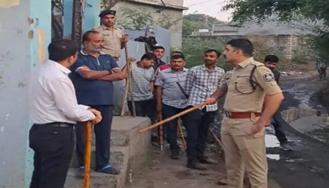 PGVCL-POLICE-Vij-chaking.jpg