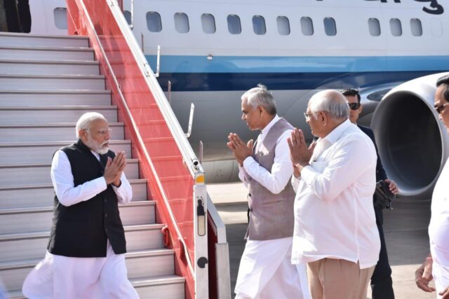 PM-MODI-IN-GUJARAT.jpg