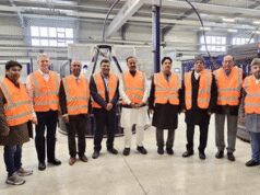 ડેપ્યુટી સીએમ કેશવ પ્રસાદ મૌર્યએ Railvan GmbH ફેક્ટરીની મુલાકાત લીધી