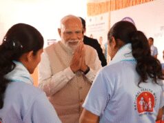 પીએમ મોદીએ એચપીવી સામે રસી અપાયેલી છોકરીઓ સાથે વાત કરી, જાગૃતિ ફેલાવવા અપીલ કરી