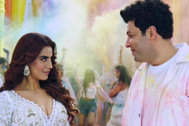 Akshara-Singh-New-Holi-Song-1-1.jpg