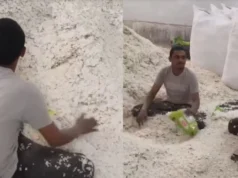 પોહાના ઢગલા પેક કરતી કંપની પર ફૂડ સેફ્ટીનો દરોડો, લાઇસન્સ સસ્પેન્ડ, વીડિયો વાયરલ થતાં વહીવટીતંત્ર હરકતમાં આવ્યું