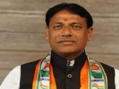 Gplus News રાહુલ ગાંધીએ રાખ્યો શિલાન્યાસ, કેમ અટક્યો પ્રોજેક્ટ? પરવણ સિંચાઈ યોજના મુદ્દે વિધાનસભામાં ભારે હોબાળો!