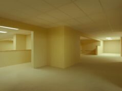 A24 ના The Backrooms અનુકૂલન માટેનું પ્રથમ ટીઝર અહીં છે