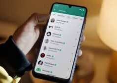 WhatsApp વેબ આઉટેજઃ WhatsApp વેબ લોગિનમાં મુશ્કેલી, iPhone યુઝર્સને સૌથી વધુ મુશ્કેલીનો સામનો કરવો પડી રહ્યો છે.