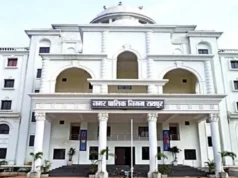 જાહેર માર્ગ પર પેશાબ કરતા જોવા મળતા નાગરિક સામે મ્યુનિસિપલ કોર્પોરેશને કાર્યવાહી કરી, ઝોન 9 આરોગ્ય વિભાગે 100 રૂપિયાનો દંડ વસૂલ્યો