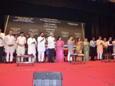 વડોદરા શહેરને રૂ. નાયબ મુખ્યમંત્રી શ્રી હર્ષ સંઘવી રૂ.ના વિકાસ પ્રોજેક્ટની ભેટ મેળવતા. 203 કરોડ.