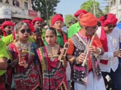 છોટા ઉદેપુરના ભુંગરિયા મેળામાં આદિવાસી યુવક-યુવતીઓ ઉમટી પડ્યાં